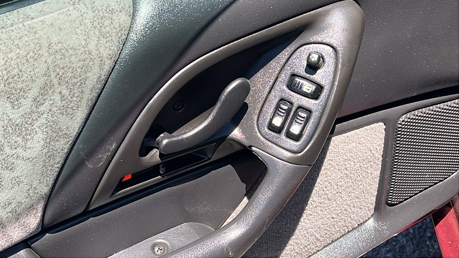2000 Chevrolet Camaro SPORT