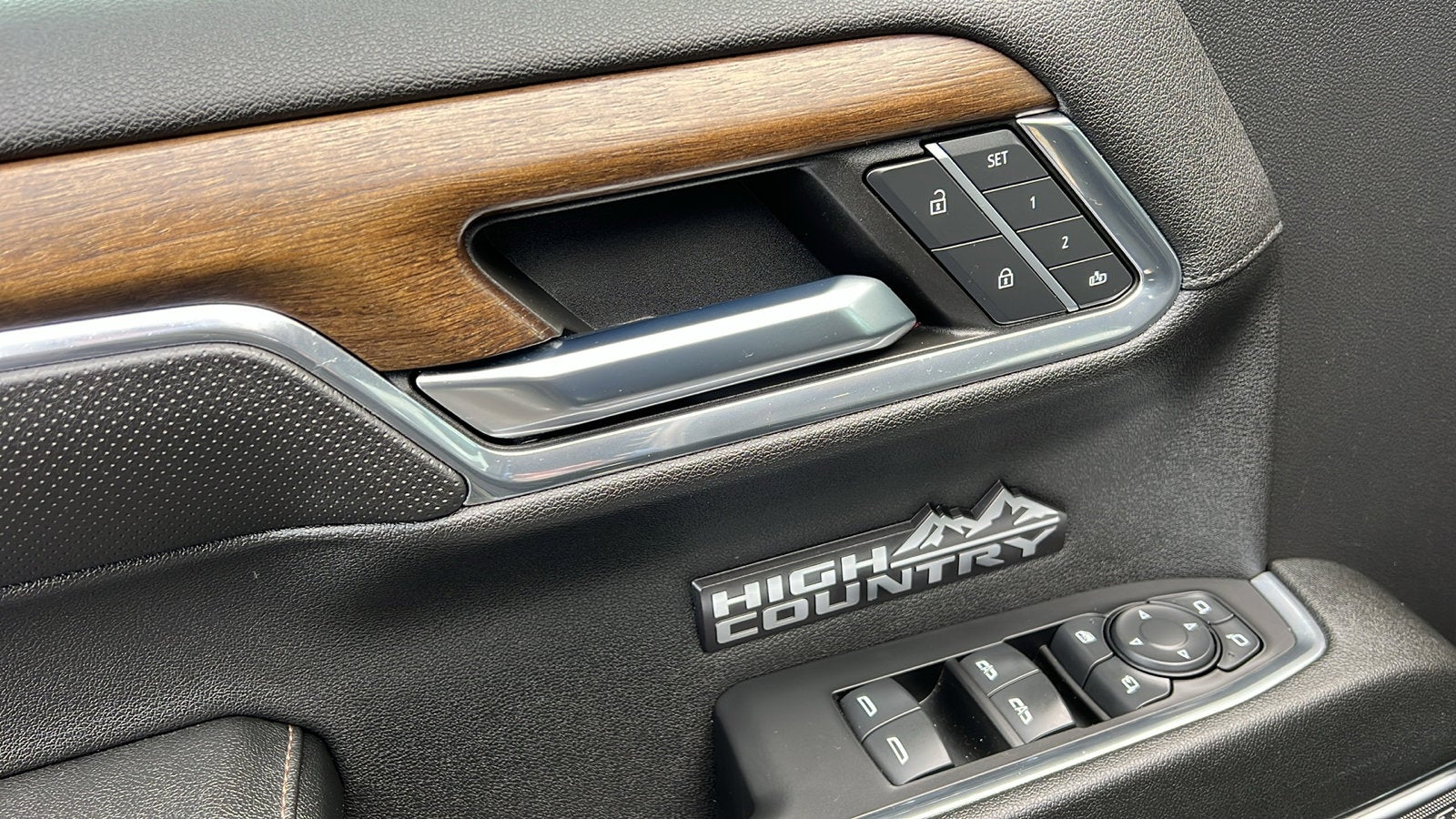 2024 Chevrolet Silverado 1500 High Country