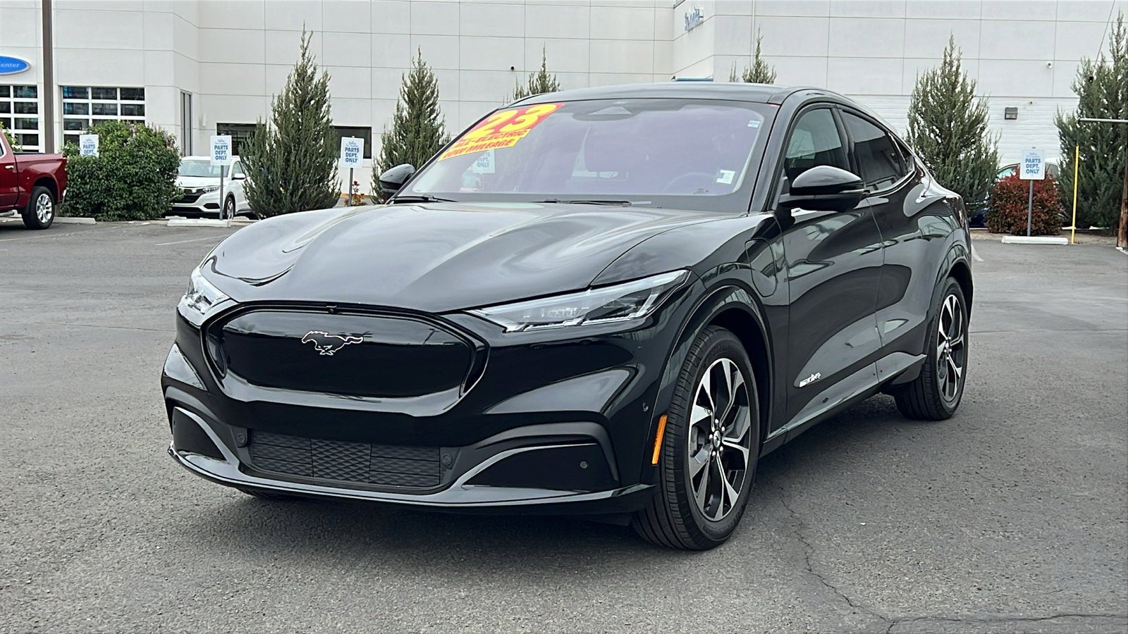 2023 Ford Mustang-Mach-e Premium's photo