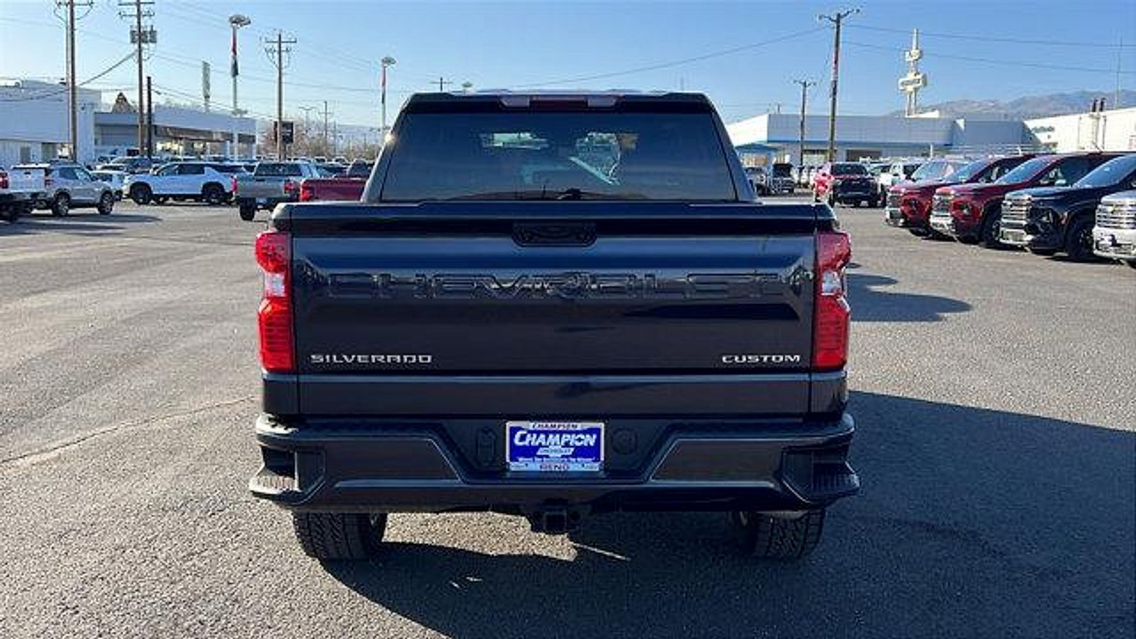 2023 Chevrolet Silverado 1500 Custom
