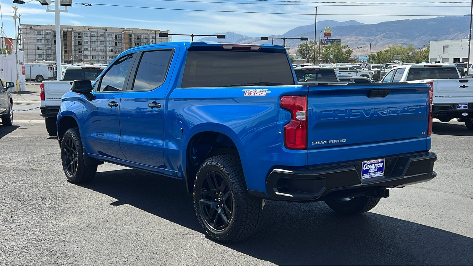 2023 Chevrolet Silverado 1500 LT Trail Boss - Photo 8