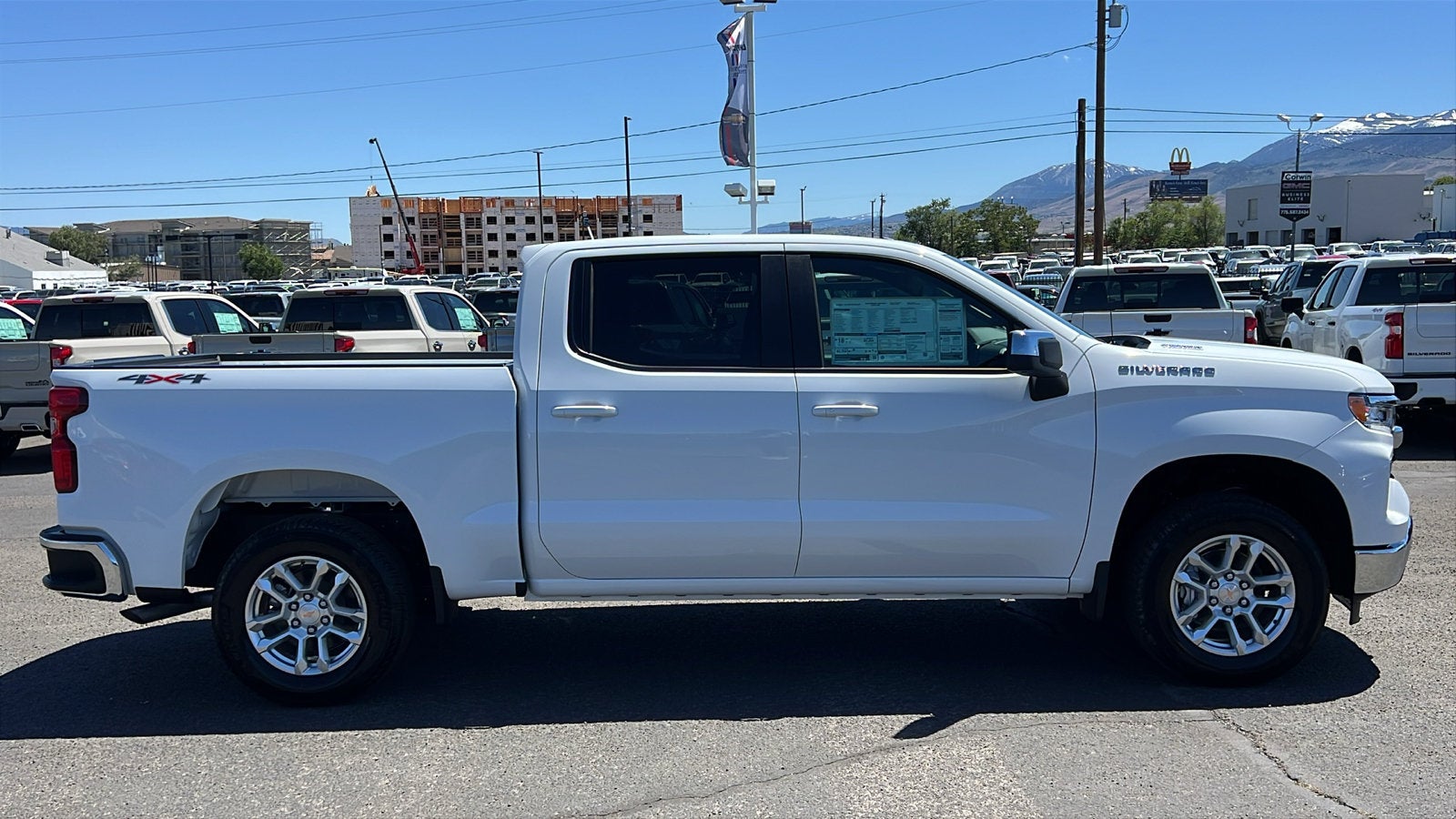 2026 Chevrolet Silverado 1500 LT (2FL)
