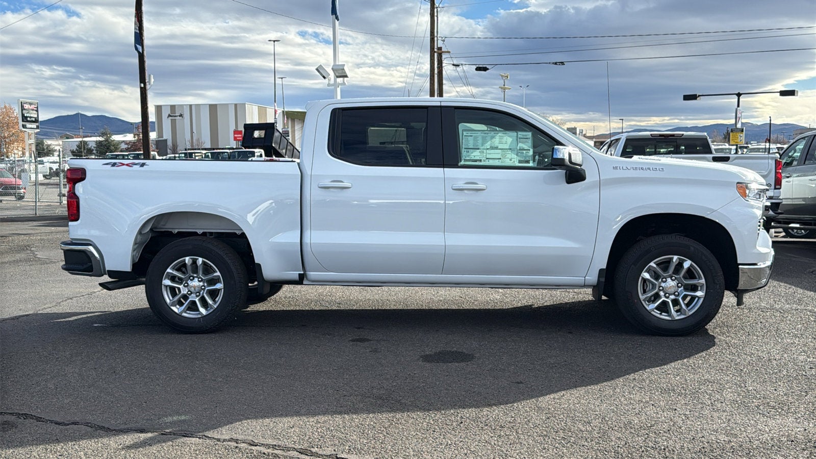 2026 Chevrolet Silverado 1500 LT (2FL)