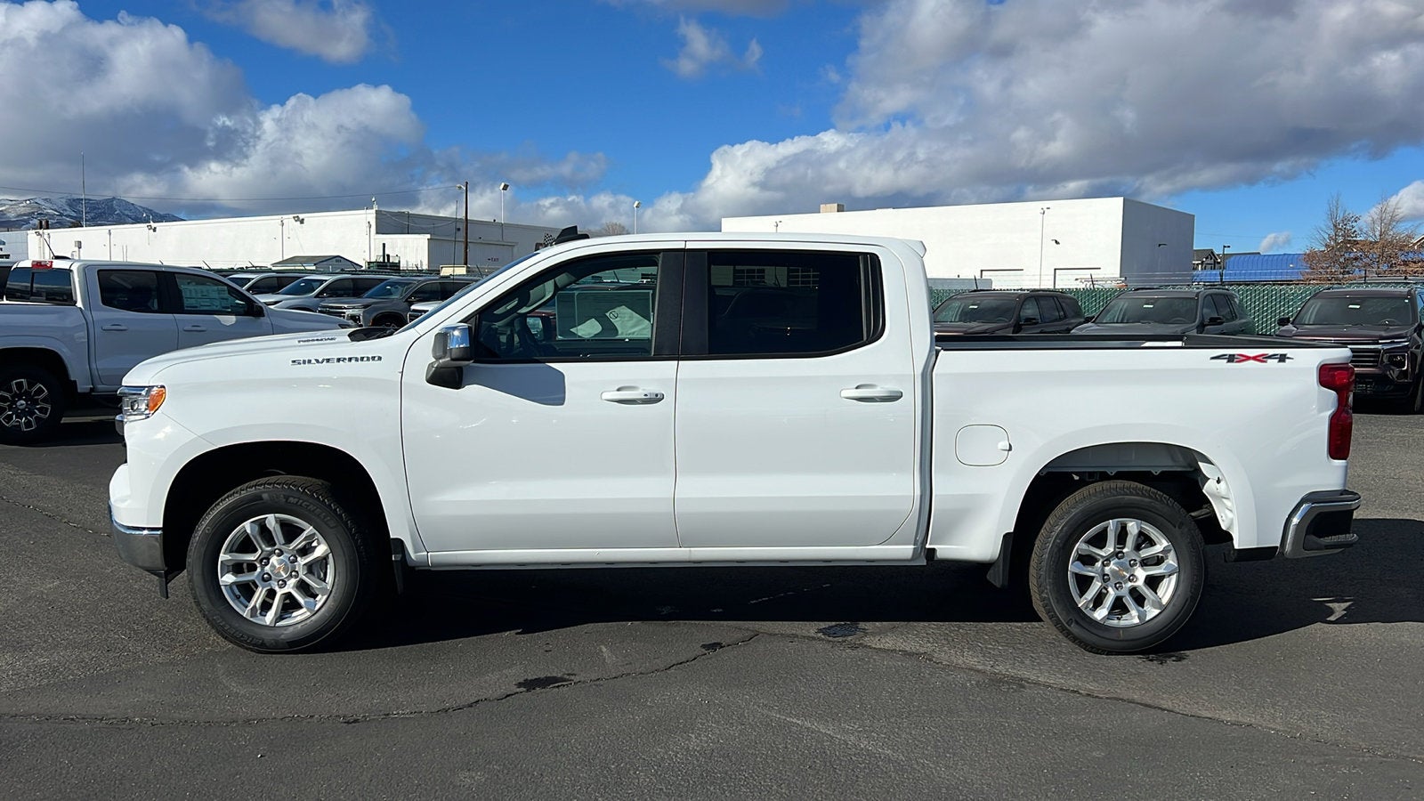 2026 Chevrolet Silverado 1500 LT (2FL)