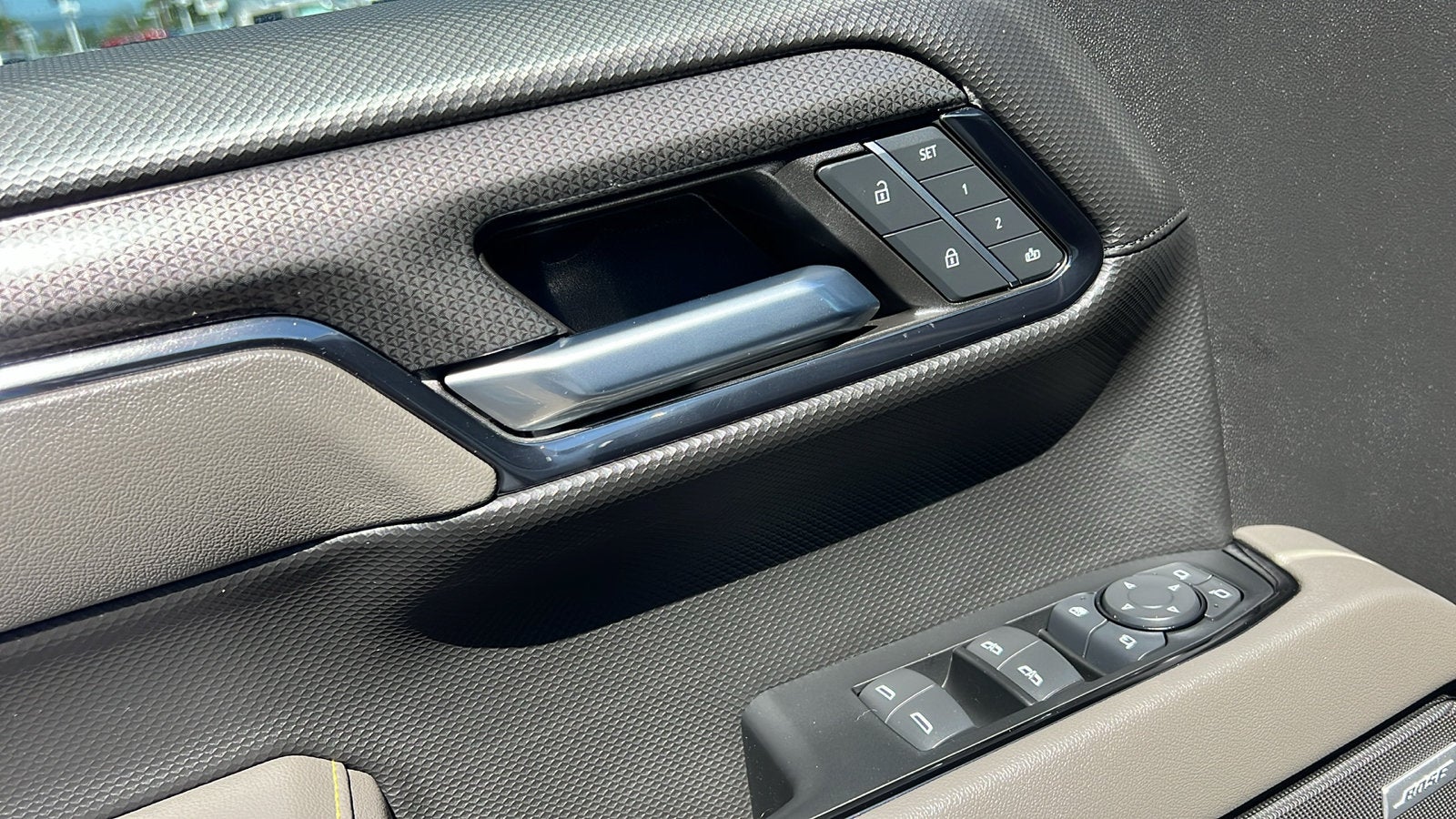 2024 Chevrolet Silverado 1500 ZR2 - Photo 18