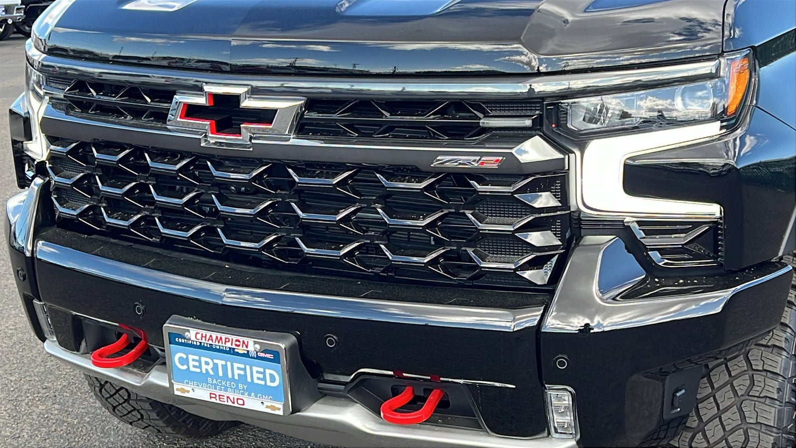 2025 Chevrolet Silverado 1500 ZR2 - Photo 10