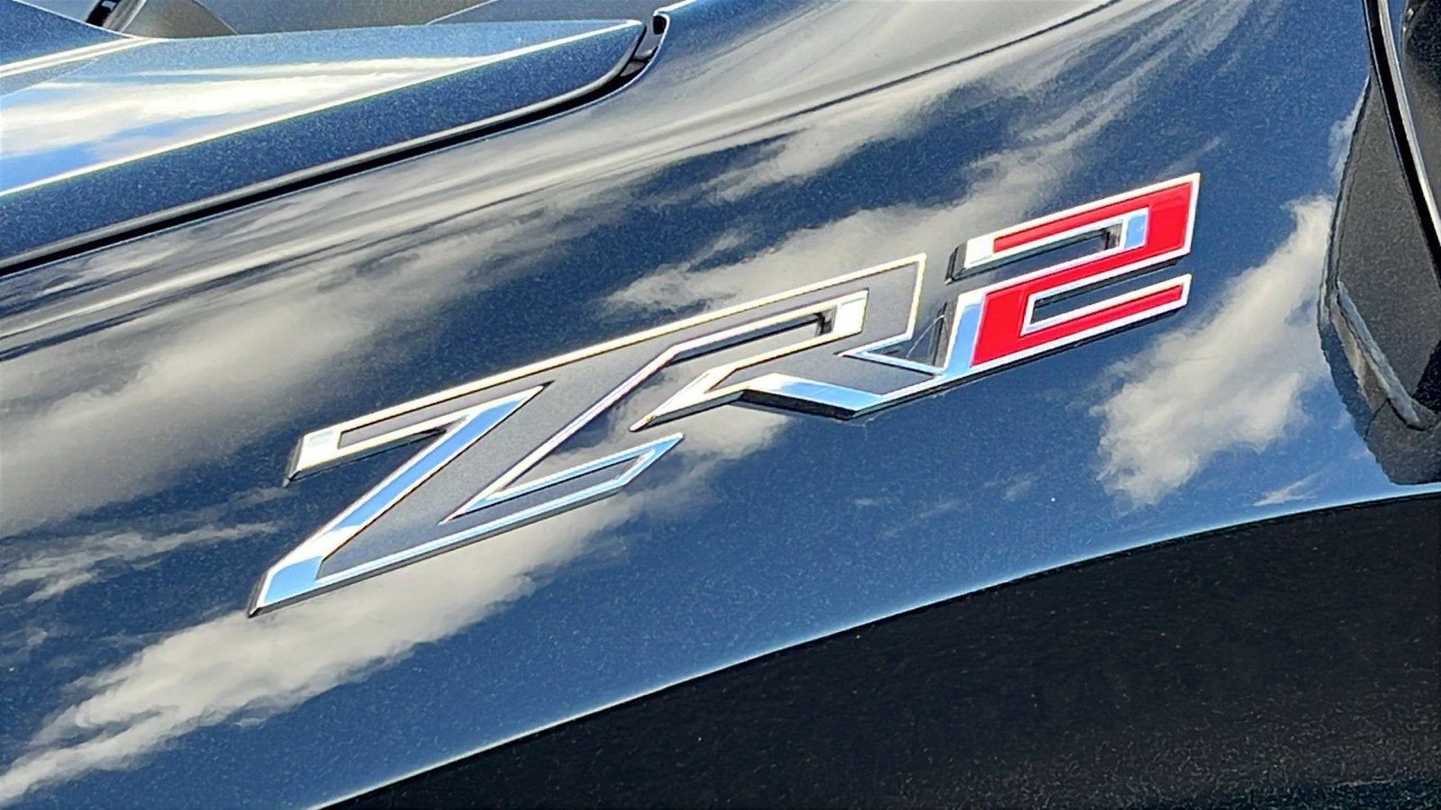 2025 Chevrolet Silverado 1500 ZR2 - Photo 12
