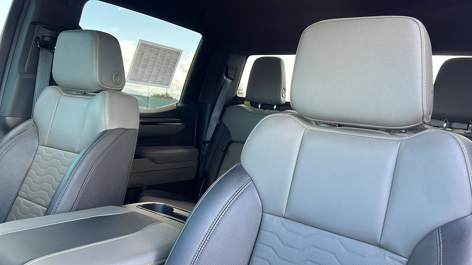 2025 Chevrolet Silverado 1500 ZR2 - Photo 21