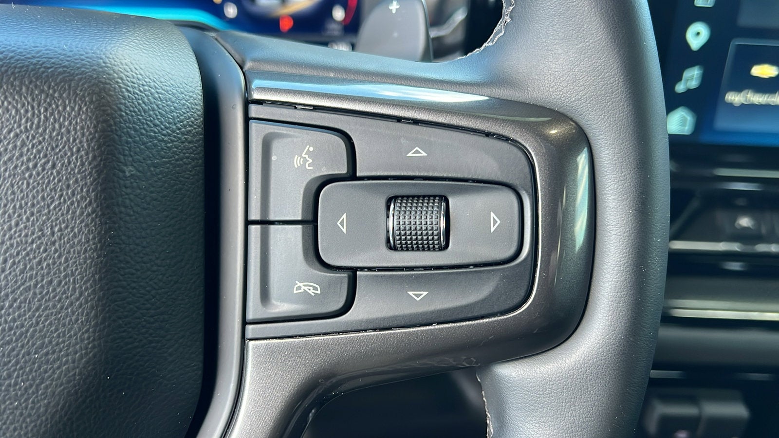 2025 Chevrolet Silverado 1500 ZR2 - Photo 28