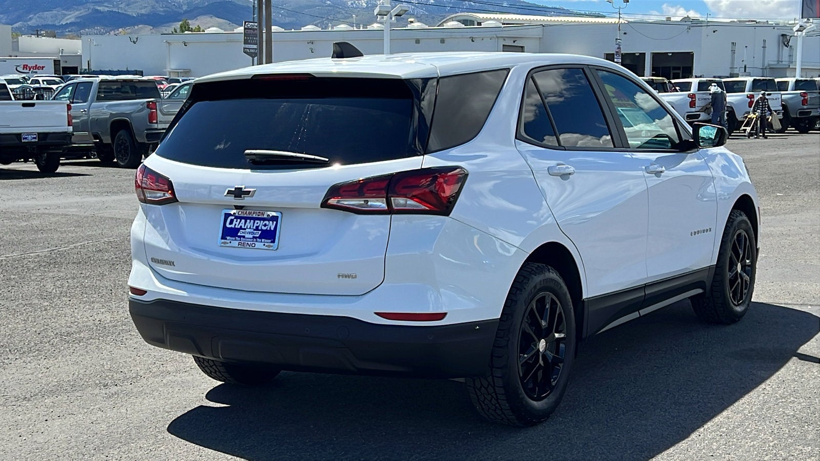 2024 Chevrolet Equinox LS