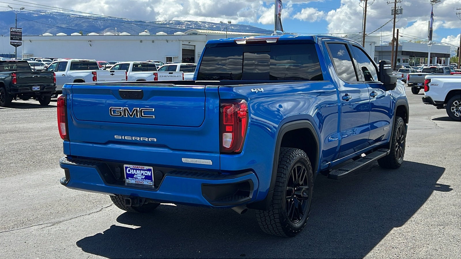 2022 GMC Sierra 1500 Elevation