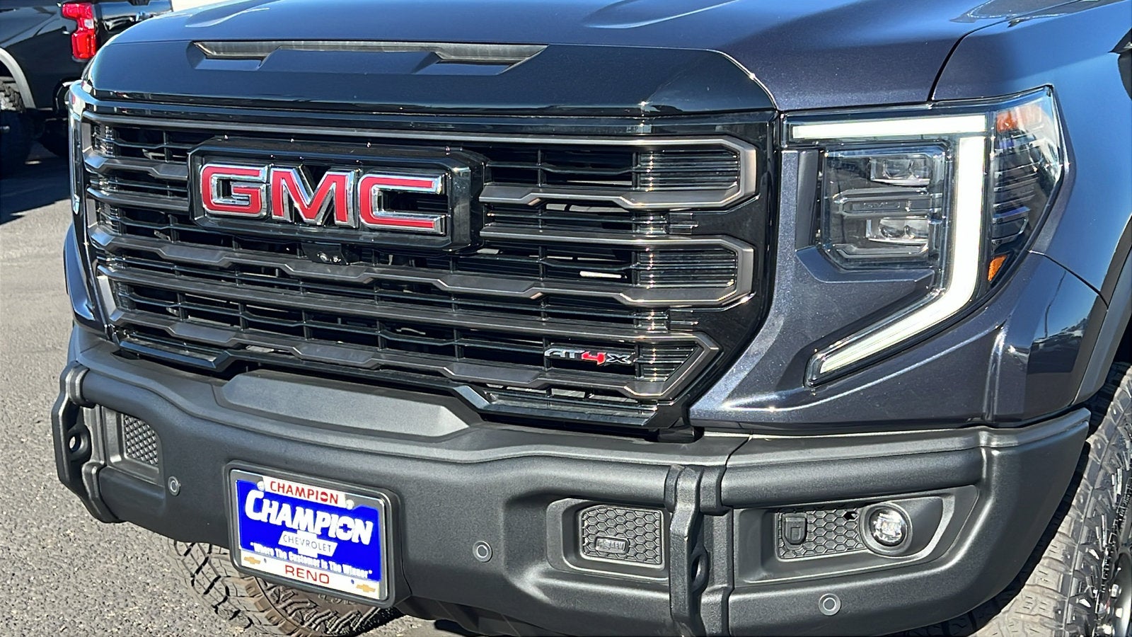 2025 GMC Sierra 1500 AT4X