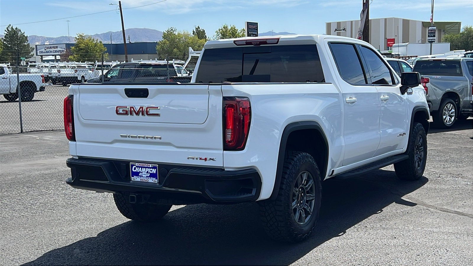 2024 GMC Sierra 1500 AT4X