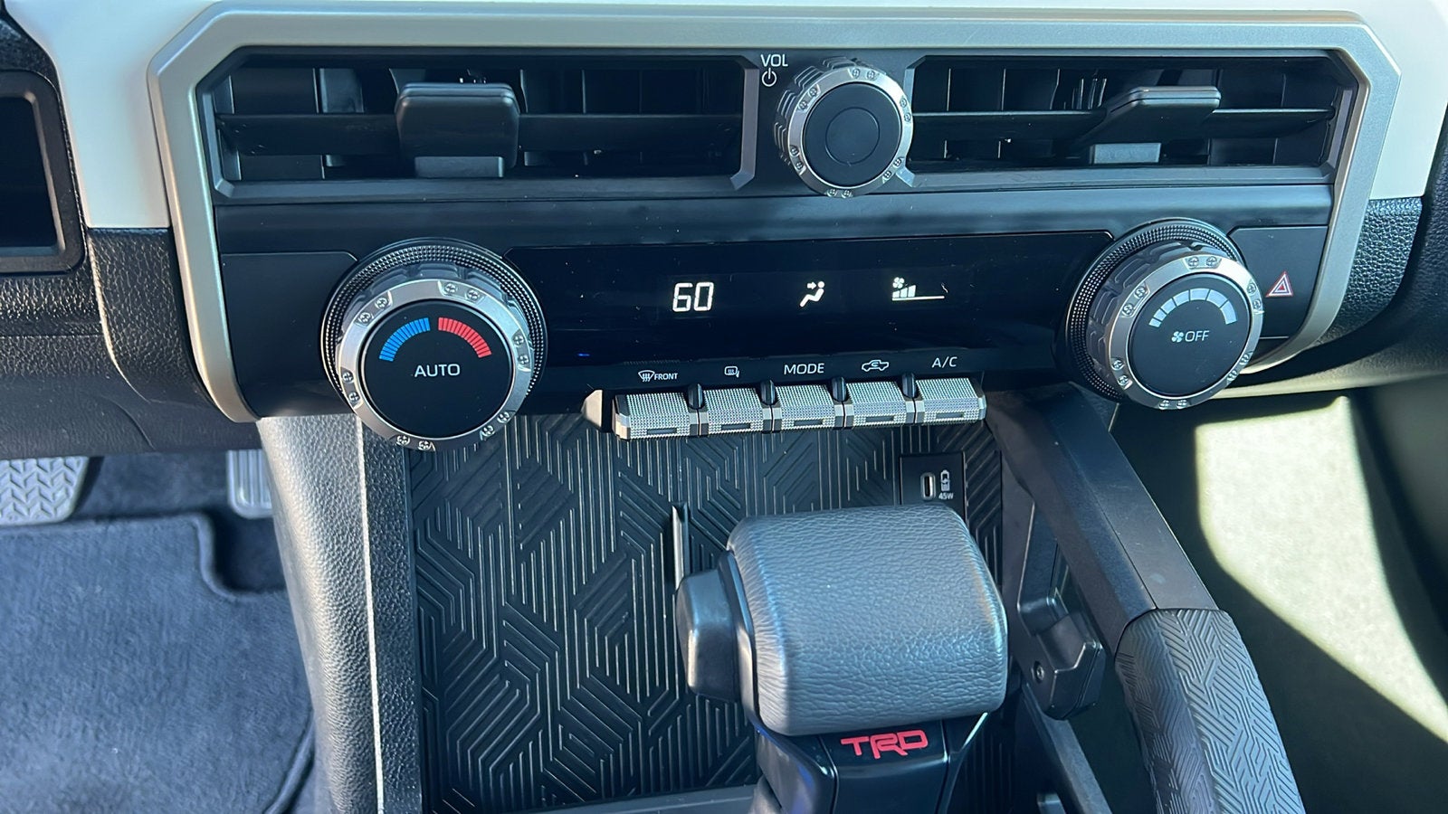 2024 Toyota Tacoma 4WD SR5