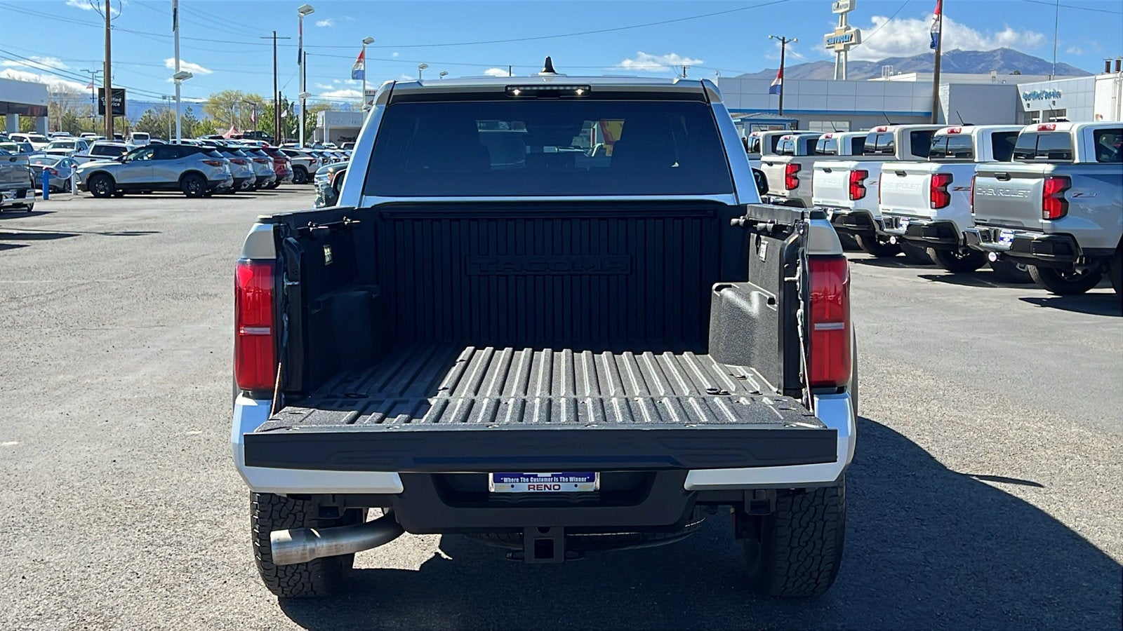 2024 Toyota Tacoma 4WD SR5