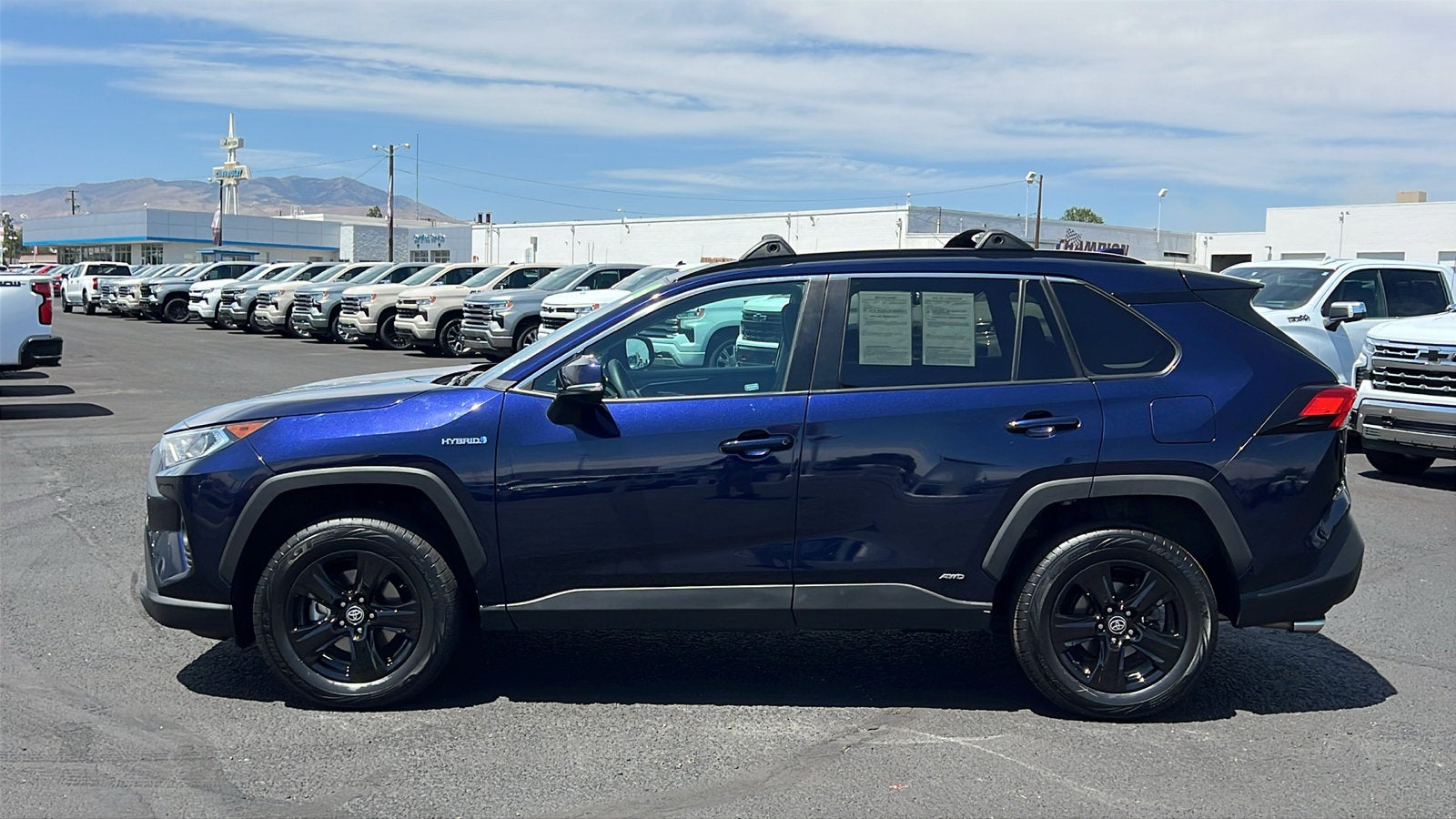2021 Toyota RAV4 Hybrid XLE