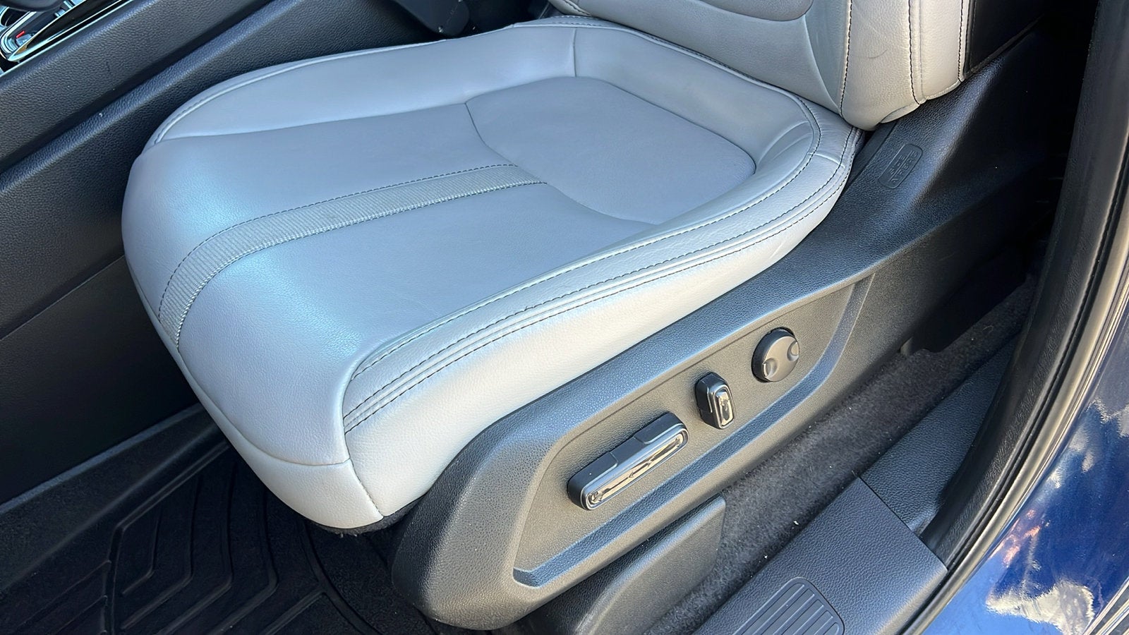 2023 Honda Pilot EX-L 8 Passenger