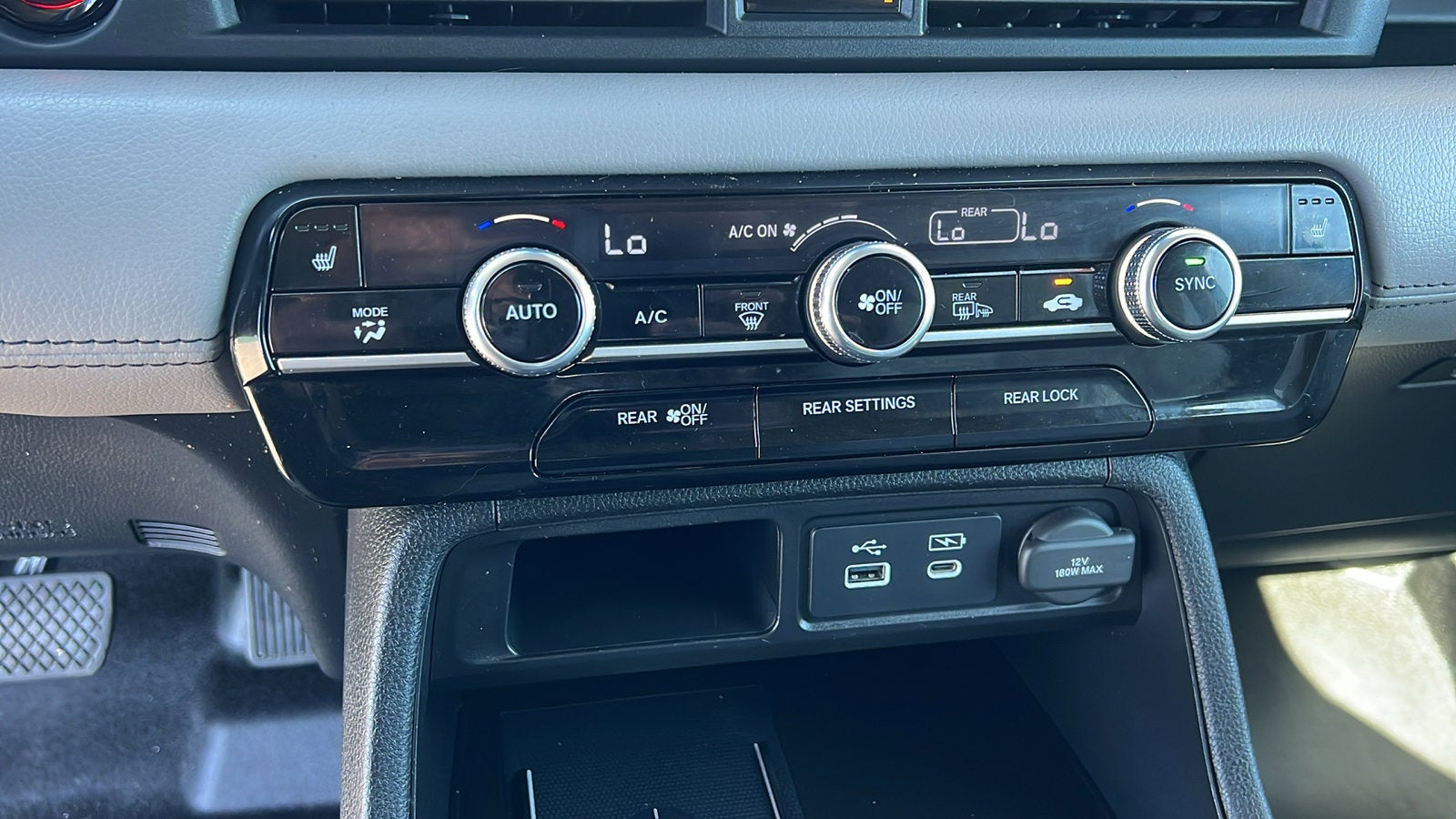 2023 Honda Pilot EX-L 8 Passenger