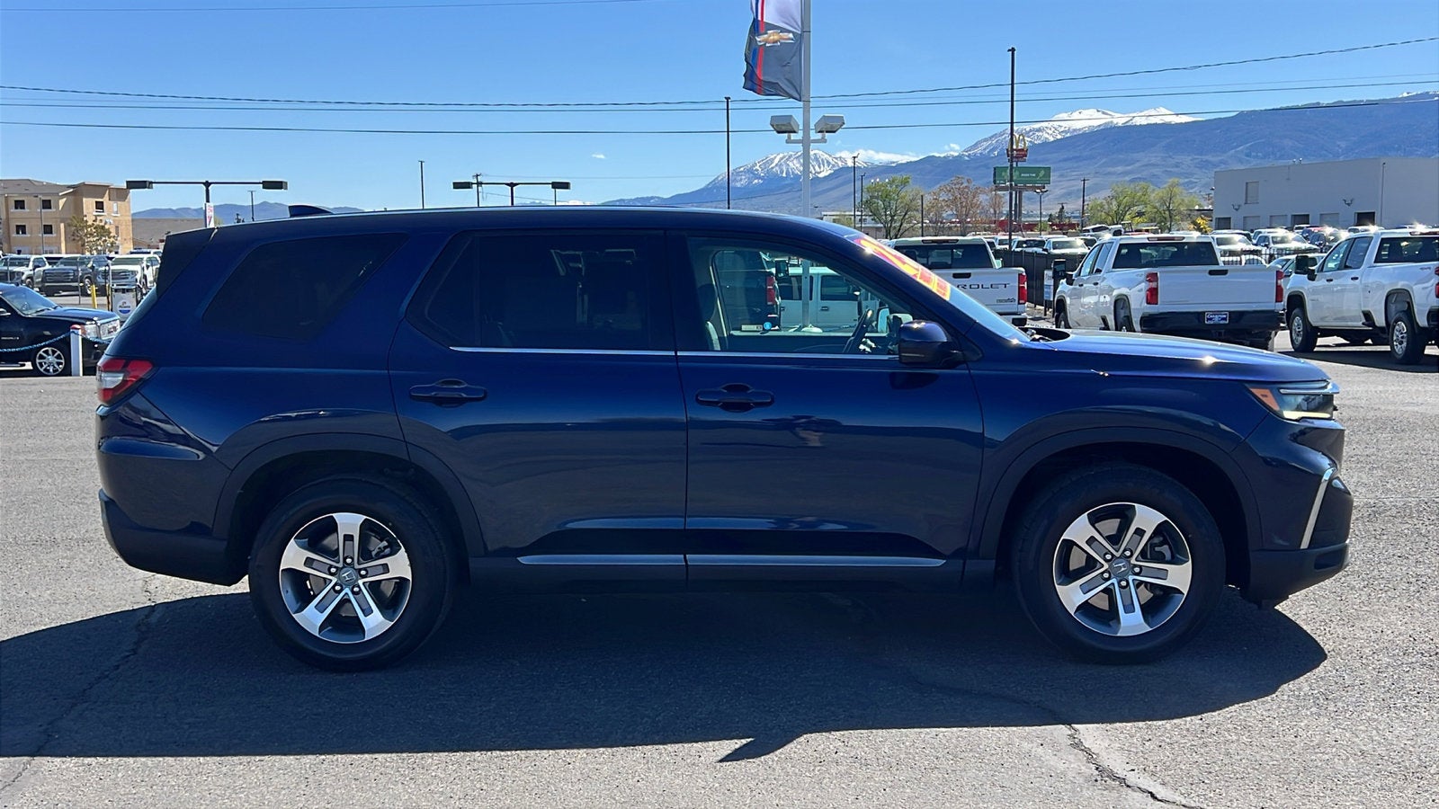 2023 Honda Pilot EX-L 8 Passenger