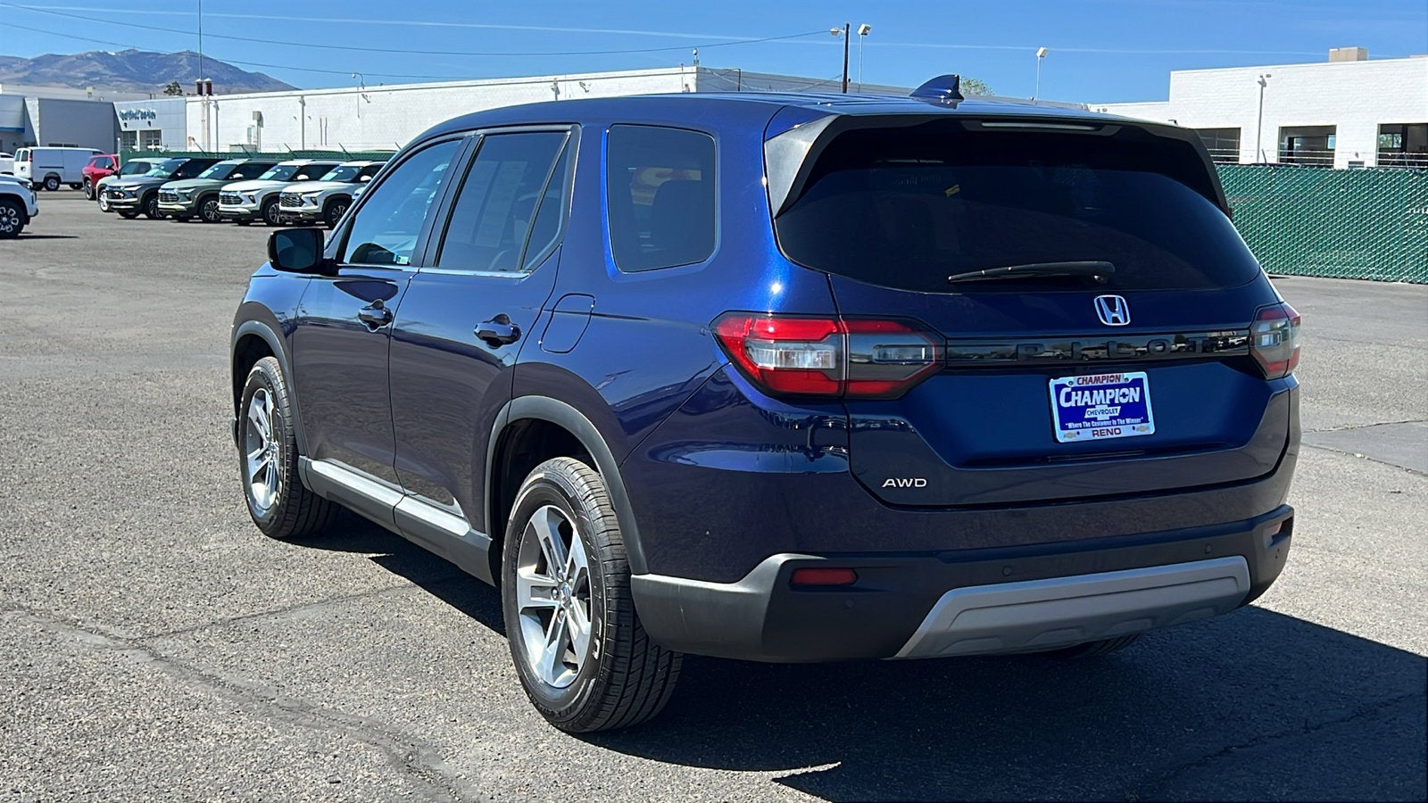 2023 Honda Pilot EX-L 8 Passenger