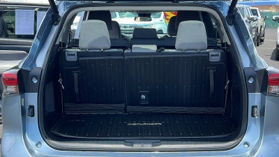 2022 Toyota Highlander Hybrid LE