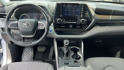 2022 Toyota Highlander Hybrid LE