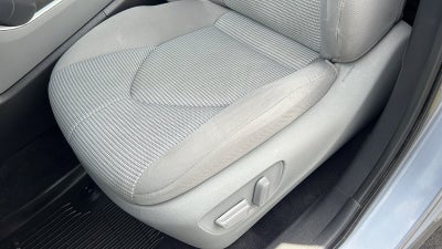 2022 Toyota Highlander Hybrid LE