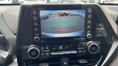 2022 Toyota Highlander Hybrid LE