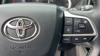 2022 Toyota Highlander Hybrid LE