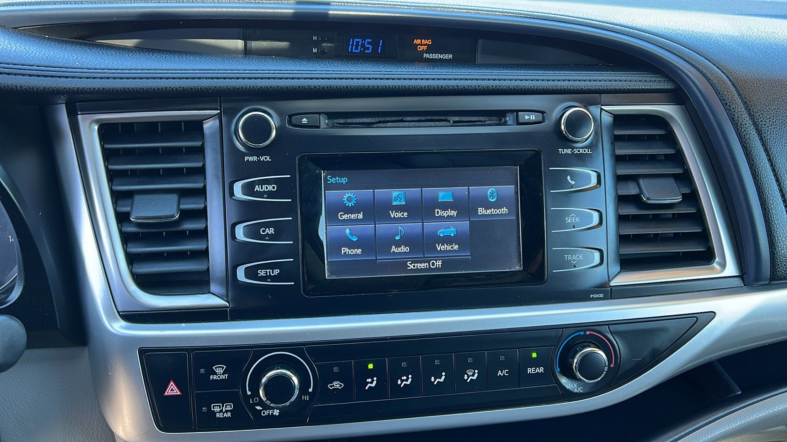 2015 Toyota Highlander LE