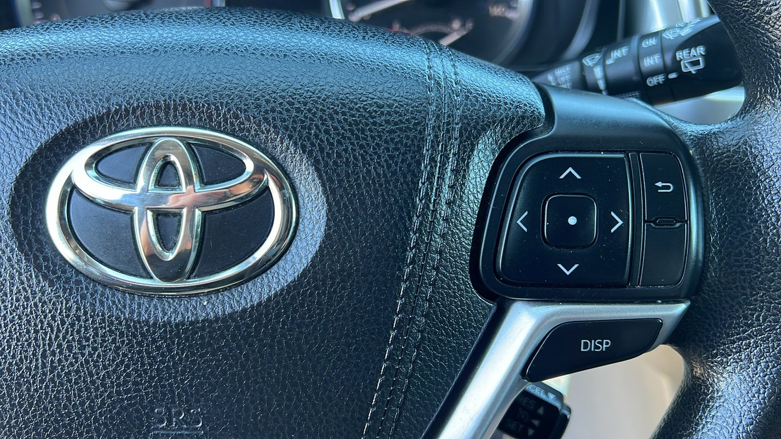 2015 Toyota Highlander LE