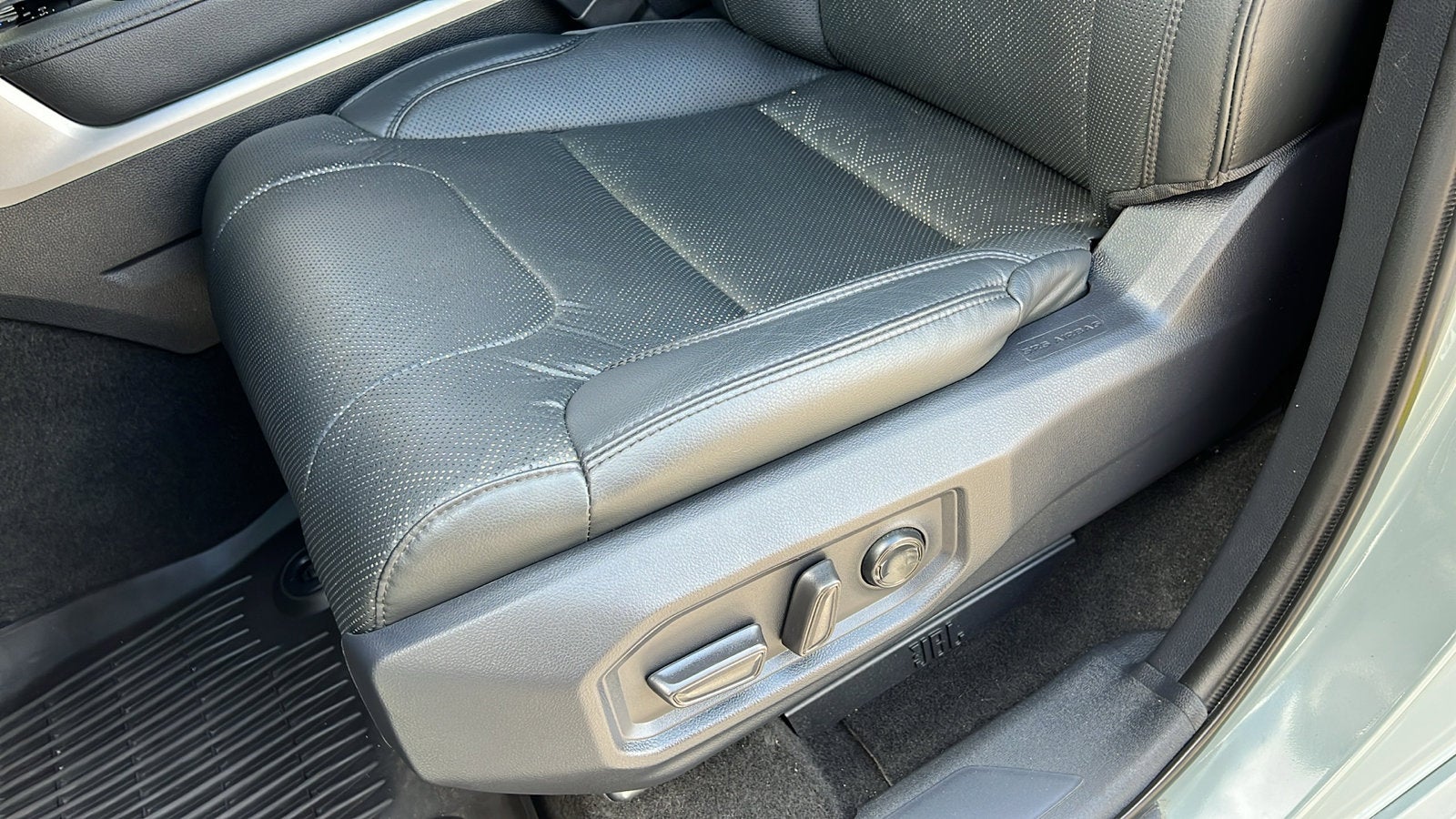 2023 Toyota Tundra 4WD Limited