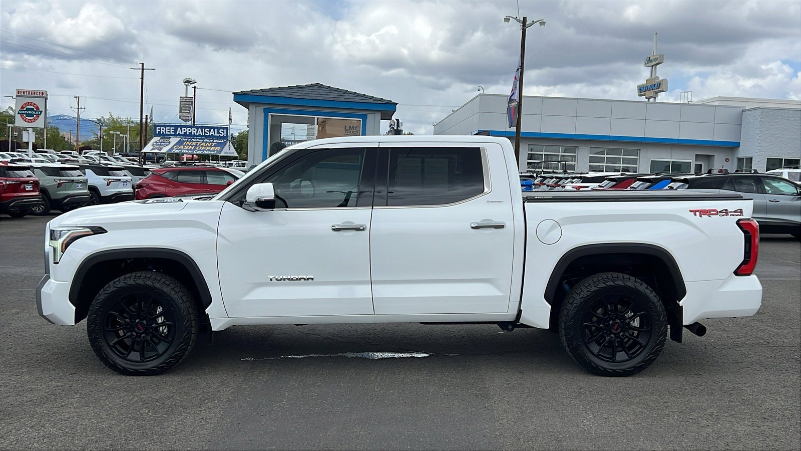 2023 Toyota Tundra 4WD Limited Hybrid