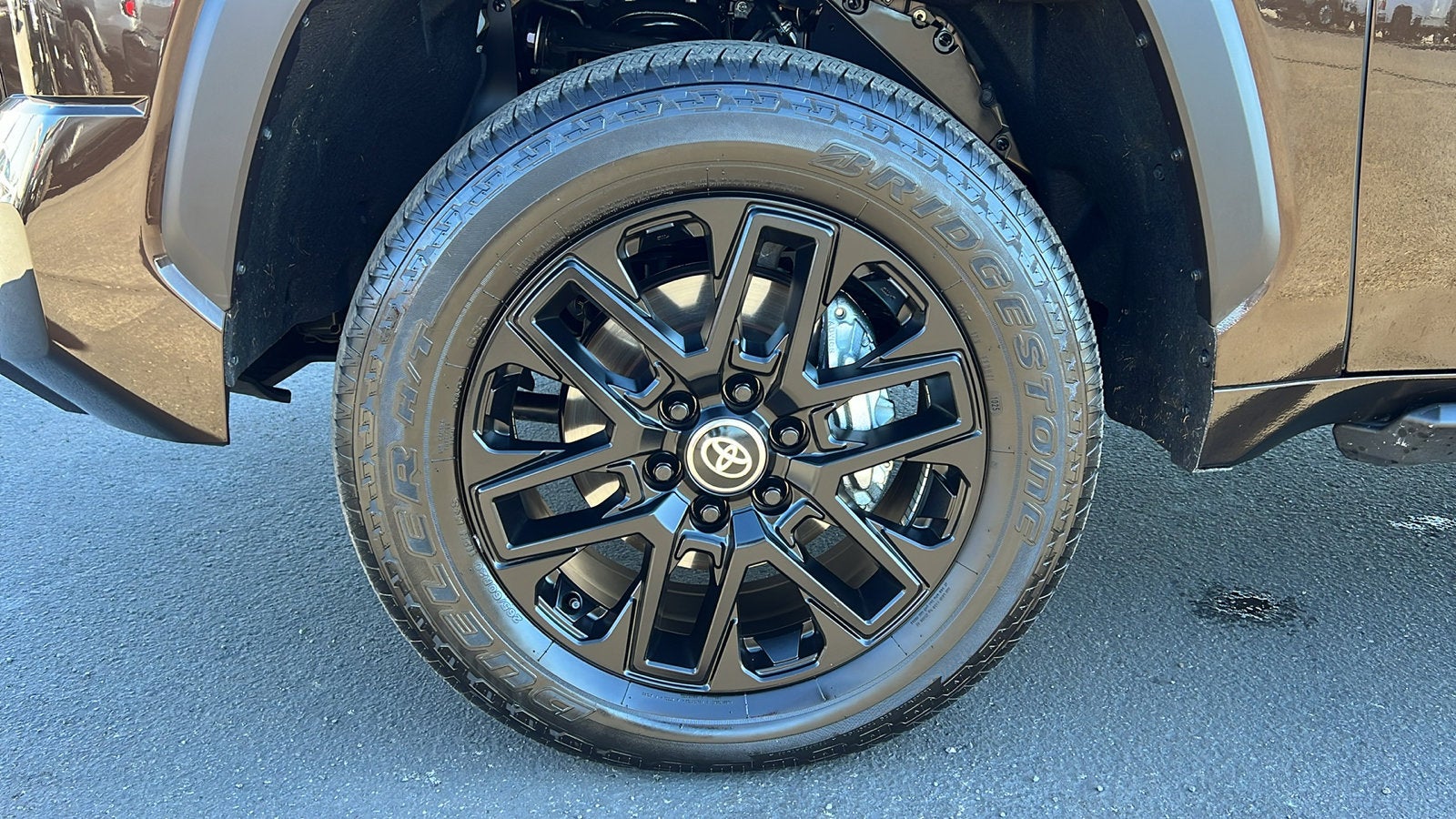 2025 Toyota Tundra 4WD SR5