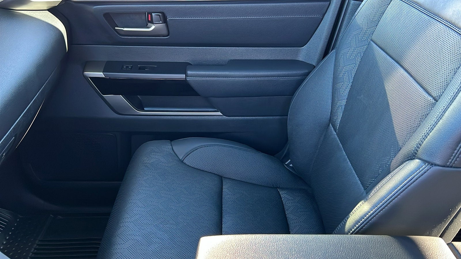 2025 Toyota Tundra 4WD SR5