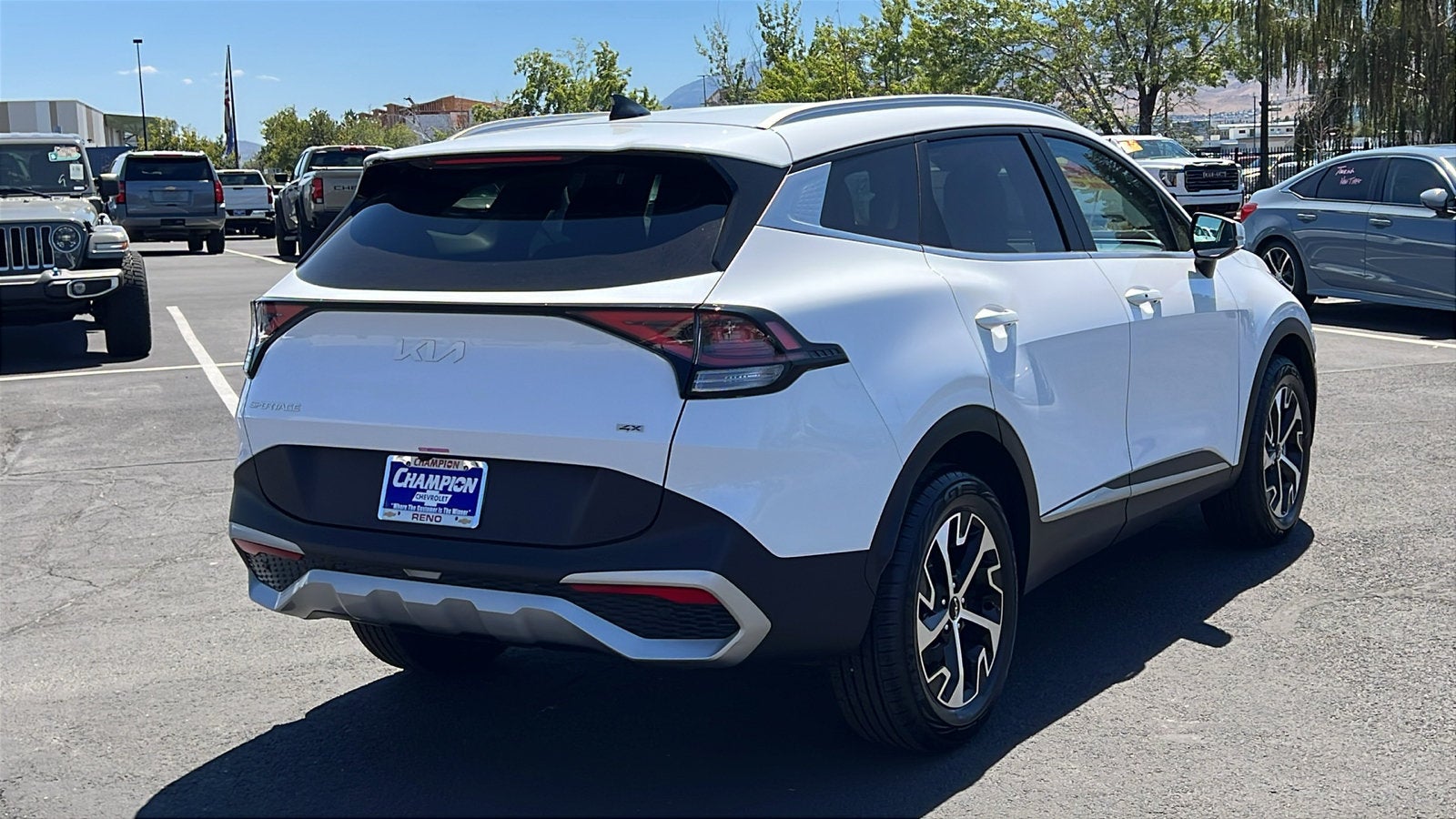 2024 Kia Sportage EX