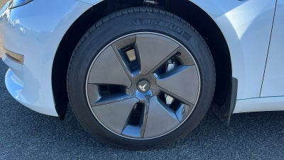 2023 Tesla Model 3 NA