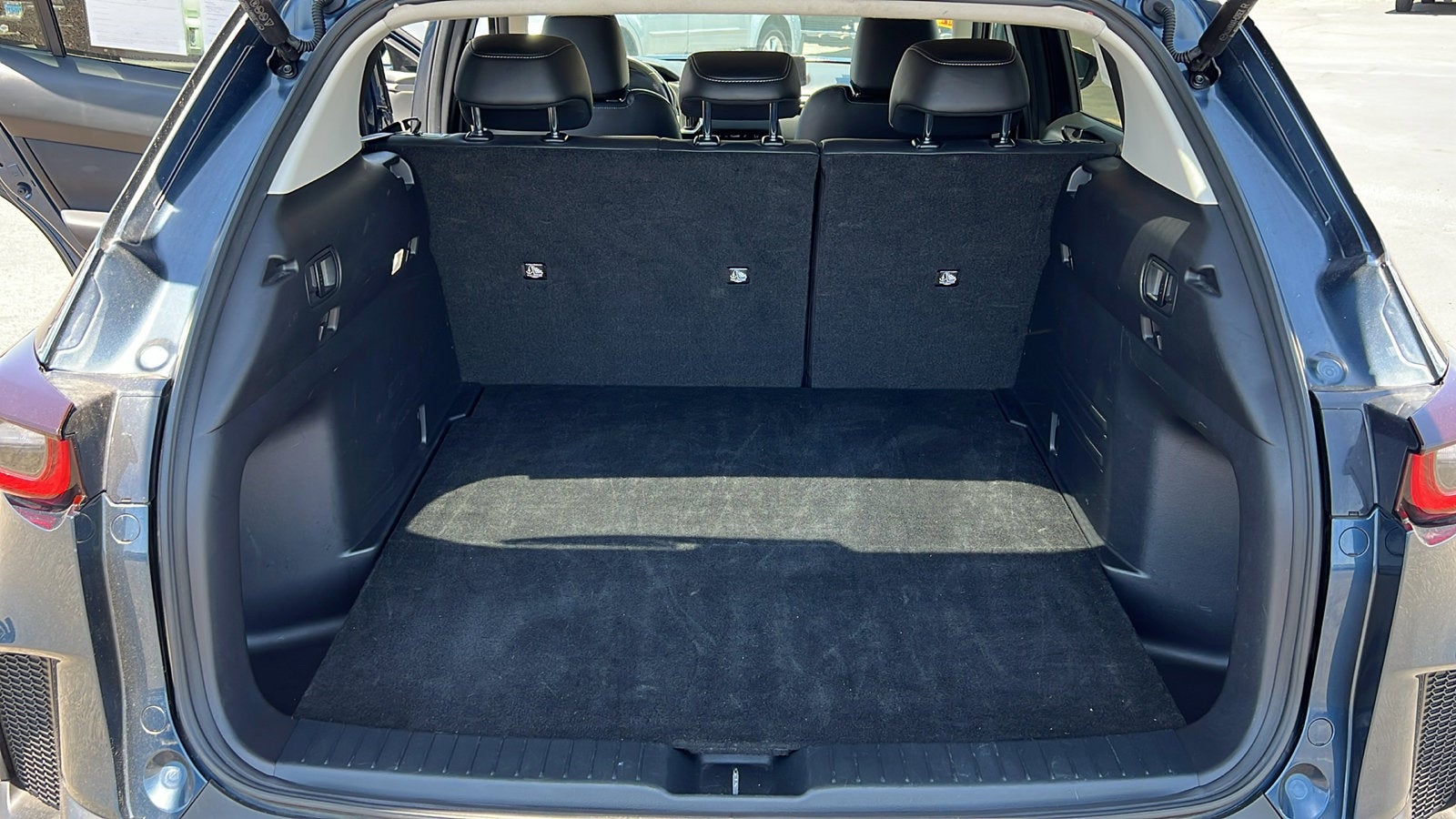 2024 Mazda Mazda CX-50 2.5 S Preferred Package