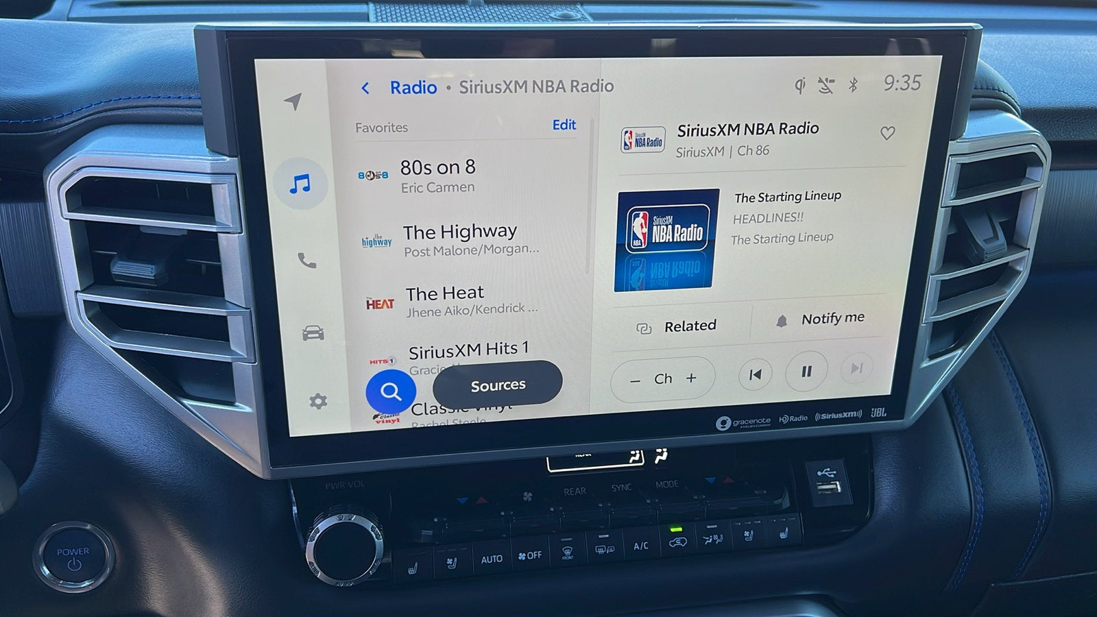 2023 Toyota Sequoia Platinum - Photo 26