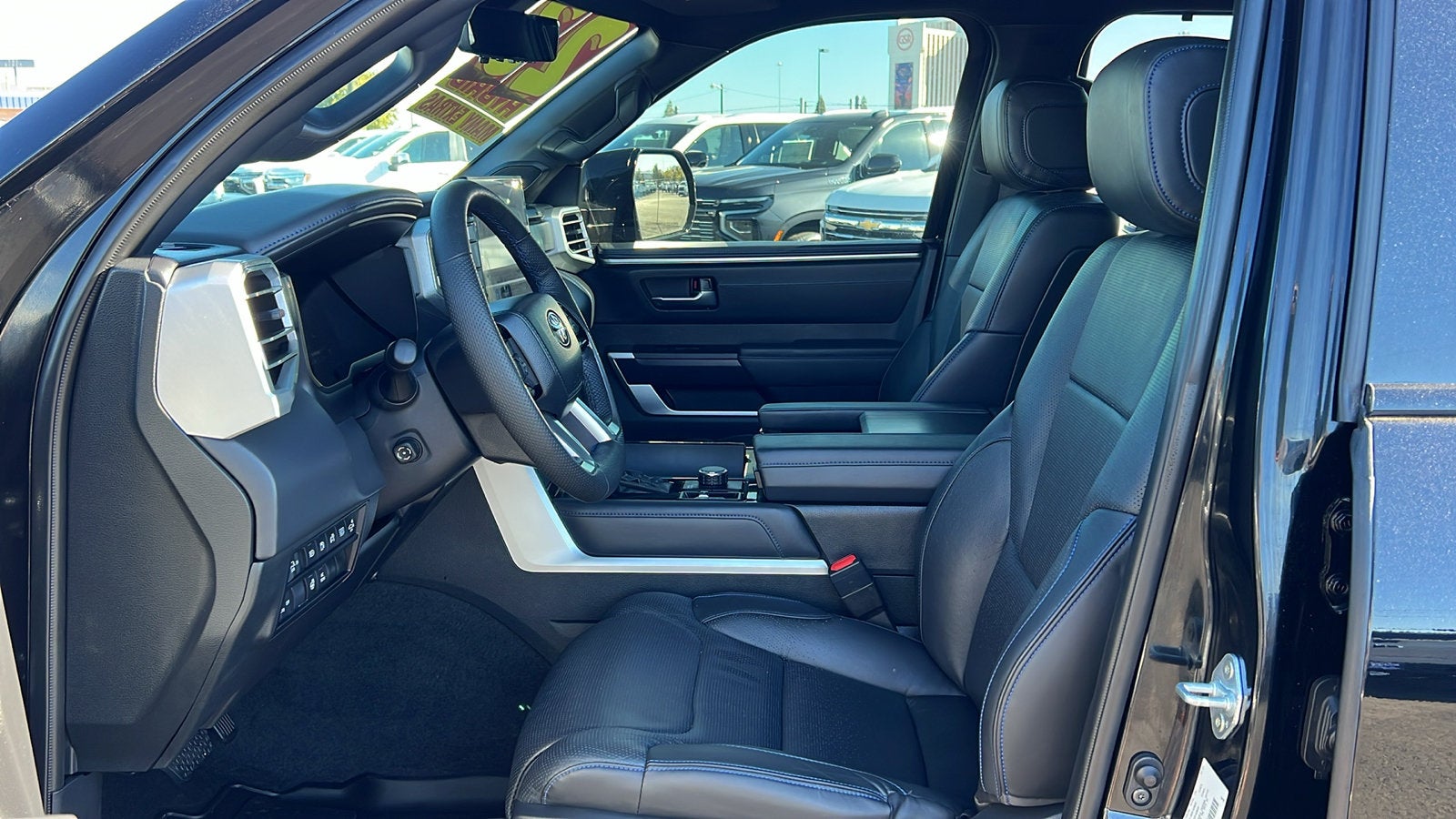 2023 Toyota Sequoia Platinum - Photo 34