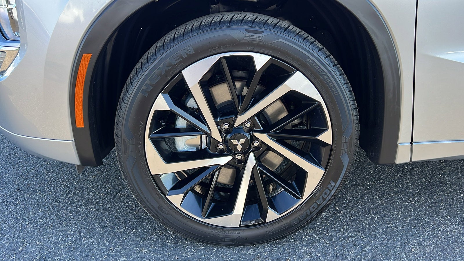 2024 Mitsubishi Outlander SEL