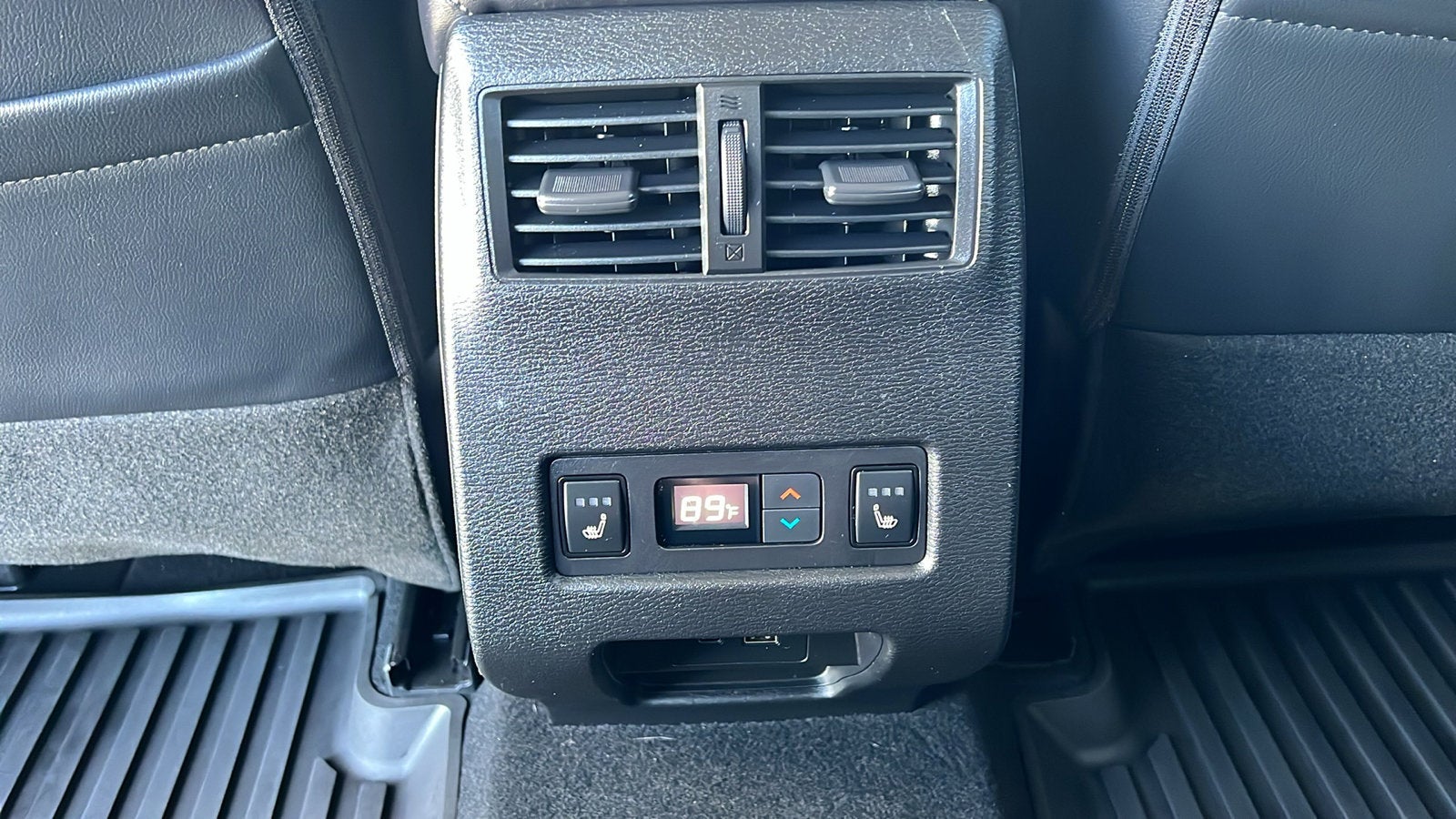 2024 Mitsubishi Outlander SEL