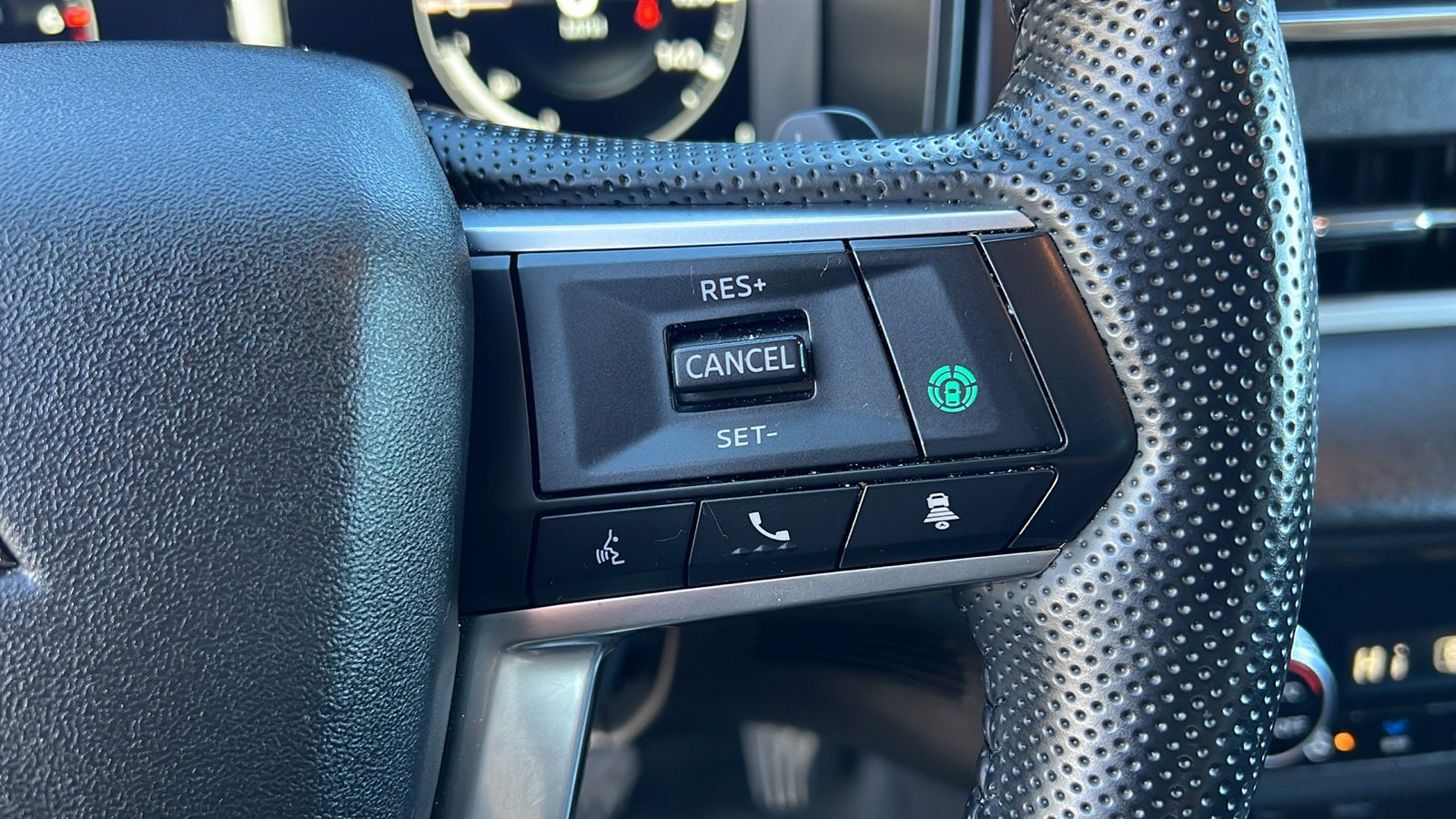 2024 Mitsubishi Outlander SEL