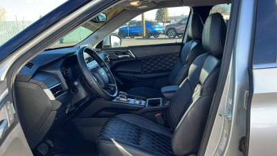 2024 Mitsubishi Outlander SEL