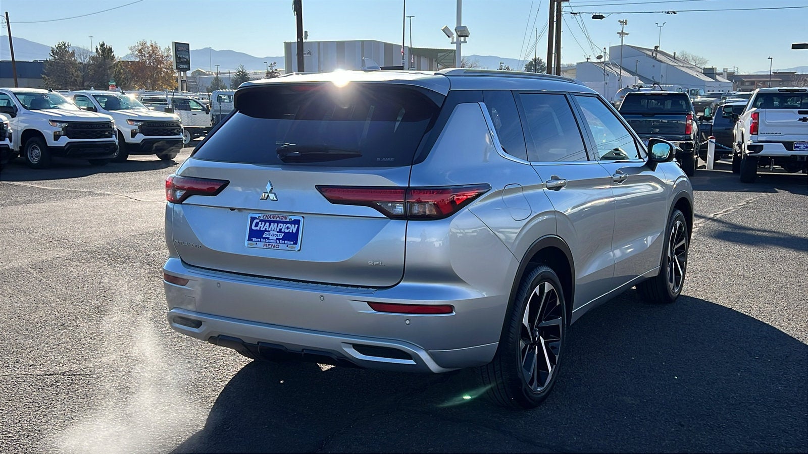 2024 Mitsubishi Outlander SEL