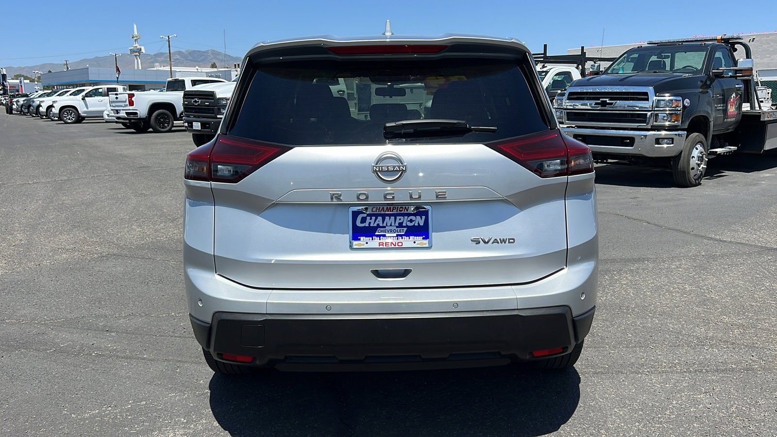 2024 Nissan Rogue SV