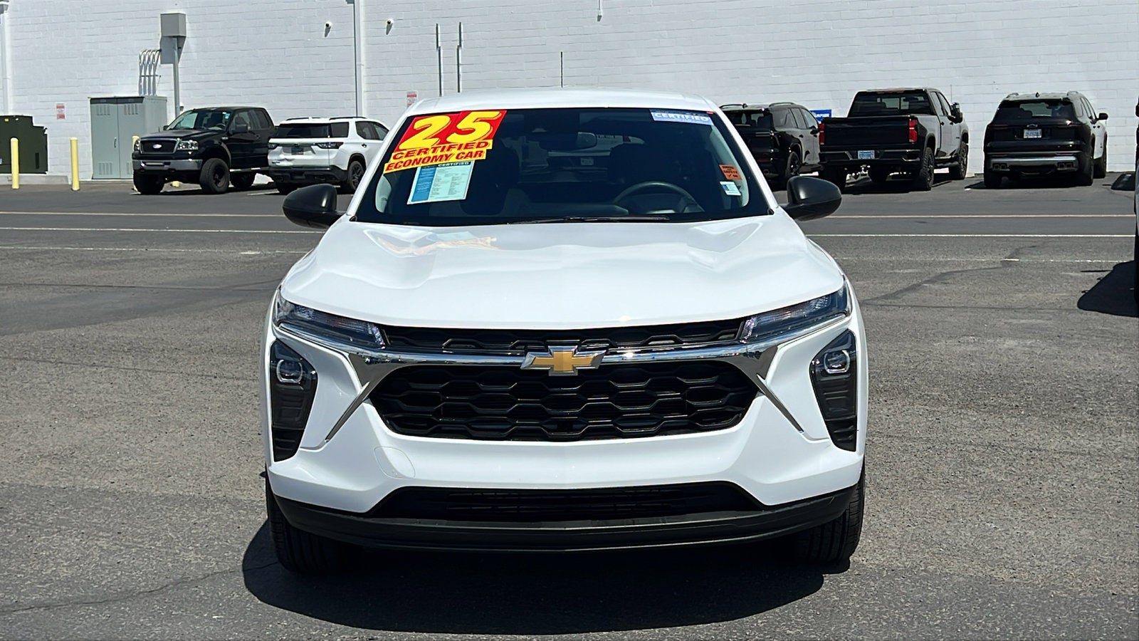 2025 Chevrolet Trax LS