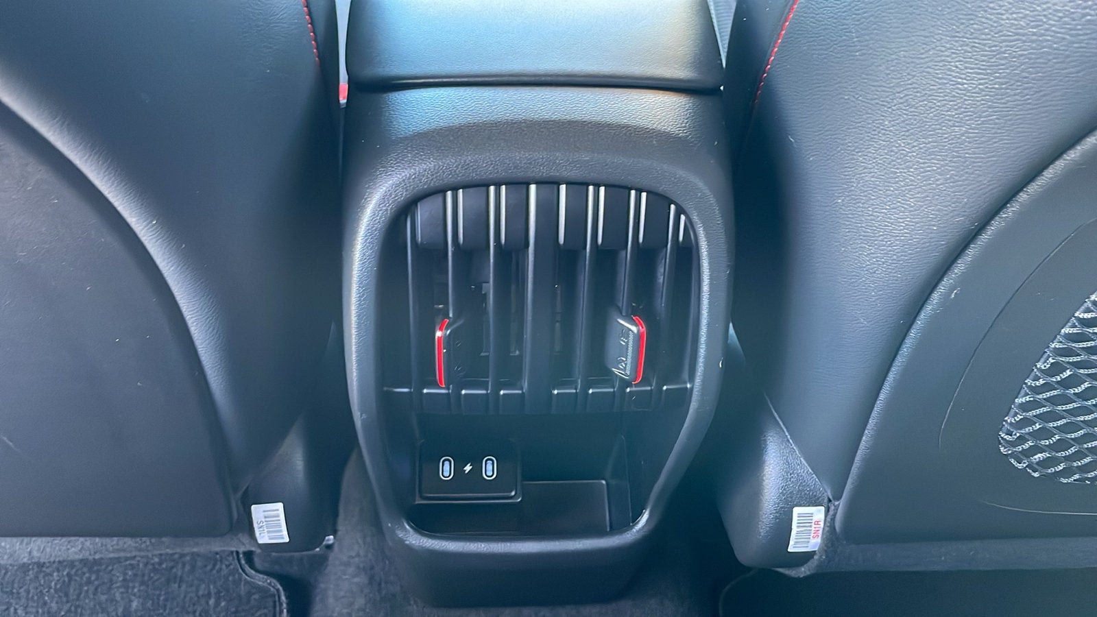 2025 Hyundai Kona N Line S - Photo 14