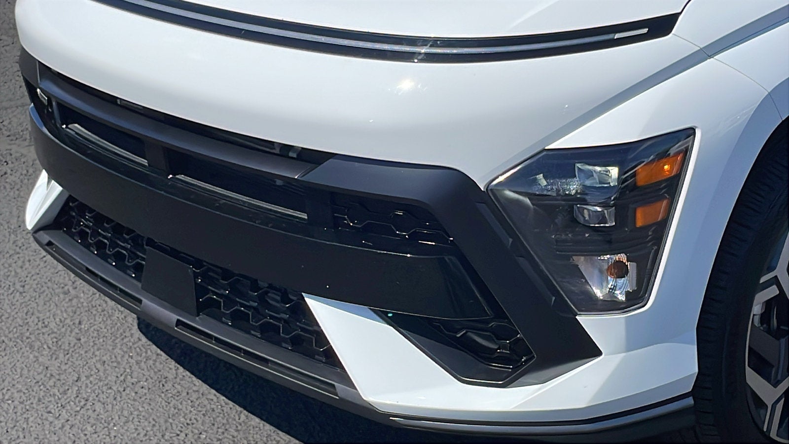 2025 Hyundai Kona N Line S - Photo 9