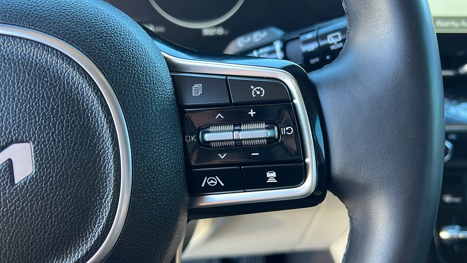 2023 Kia Carnival SX Prestige